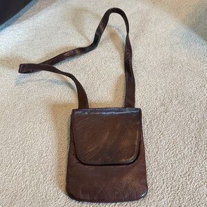 Leather Crossbody Bag Brown With Magnetic Closure Inside Pocket Back Zip Pocket